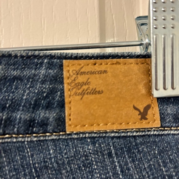 American Eagle Hipster Bootcut Distressed Jeans - size 4 - Picture 9 of 13